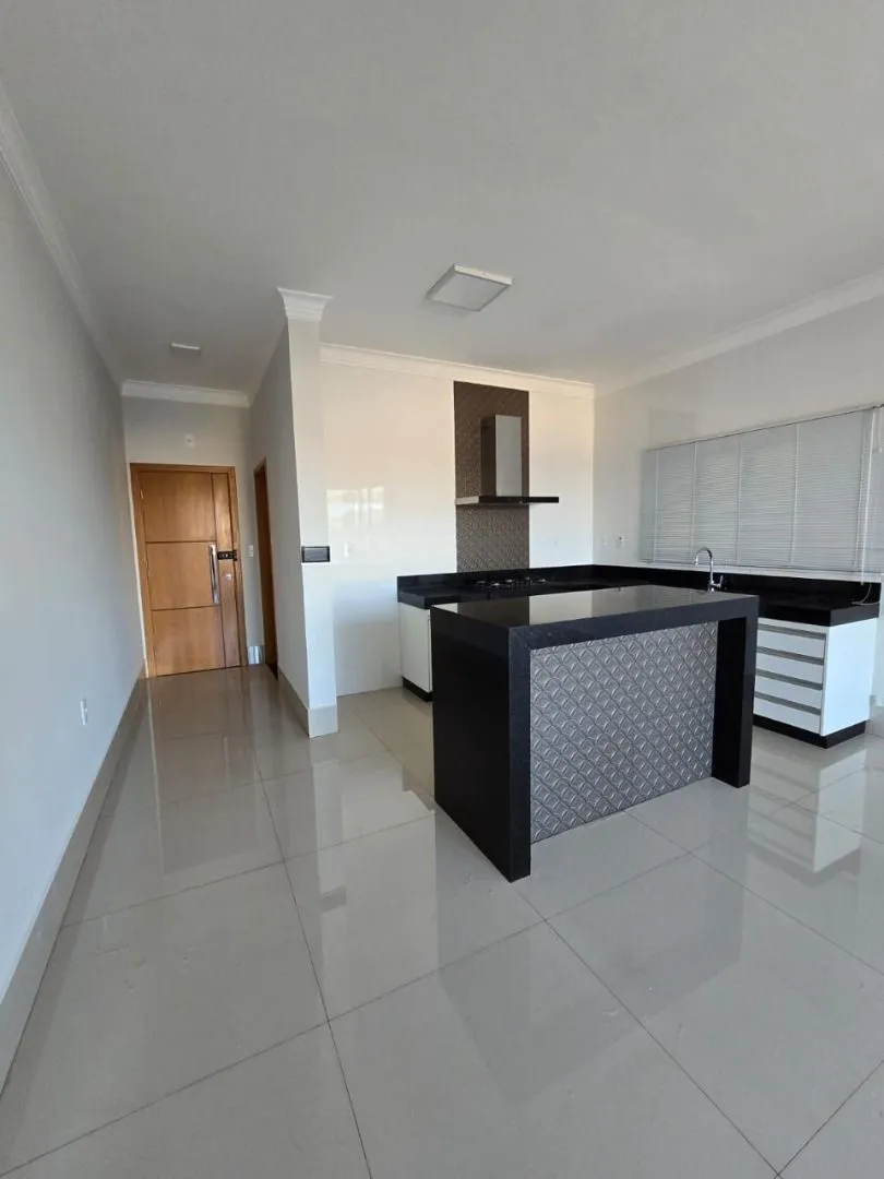 Imagem Apartamento com 3 dormitórios à venda, 145 m² por R$ 630.000,00 - Jardim Califórnia - Patos de Minas/MG