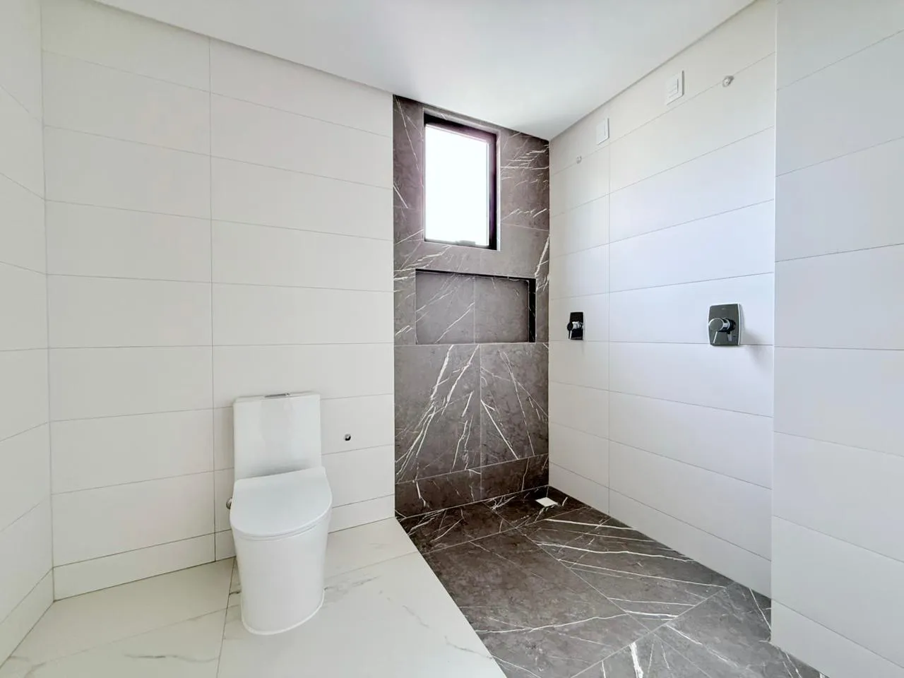 Imagem Apartamento à venda com 206m2 por R$ 3.500.000,00