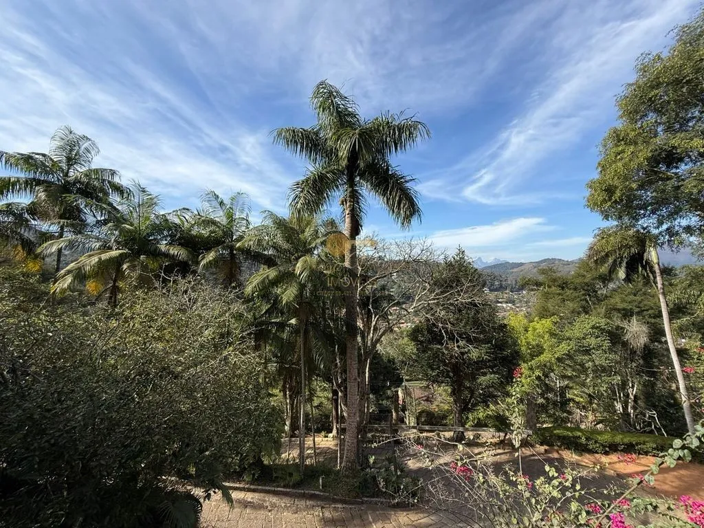 Imagem Casa para Venda em Teresópolis / RJ no bairro Parque do Imbui