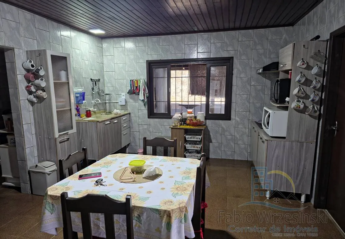 Imagem Casa averbada no Itaum com 4 dormitórios