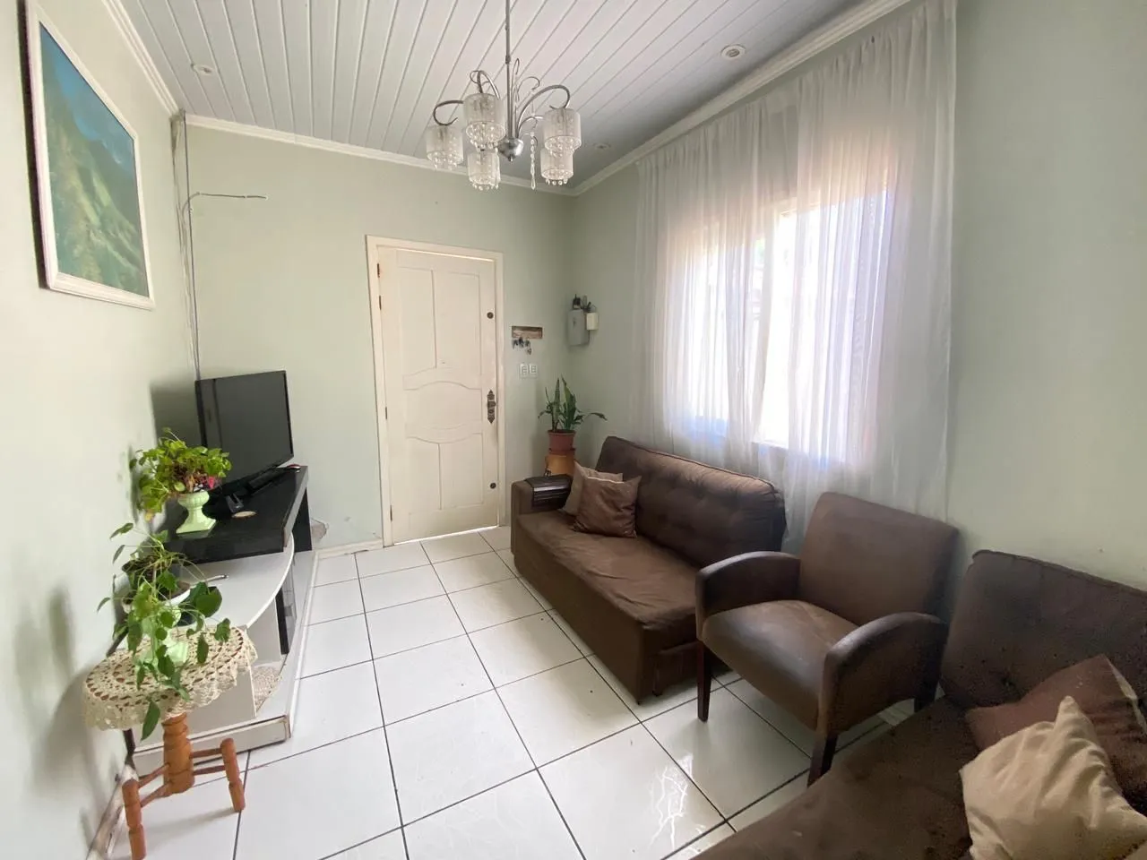 Imagem Casa 4 dormitórios I vaga 8 carros I Bairro Camaquã