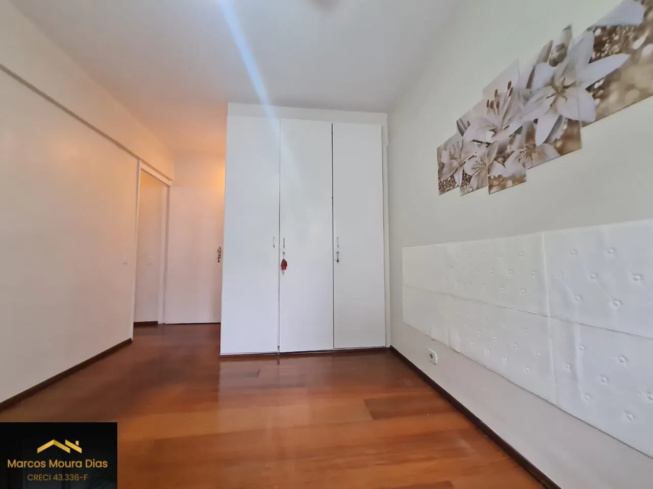 Imagem Apartamento em Perdizes, 03 Dormitórios( 1 suíte) 1 Vaga de Garagem e Dependência de Serviço. Edifício perto da PUC com Lazer e Portaria 24 hs