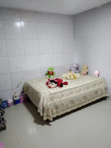 Imagem VENDA DE CASA NO MIRANTE, EM ARUJÁ/SP, 125m² com 02 casas, 03 dormitórios, sala, cozinha americana e área de lazer com churrasqueira. CONSULTE-NOS.