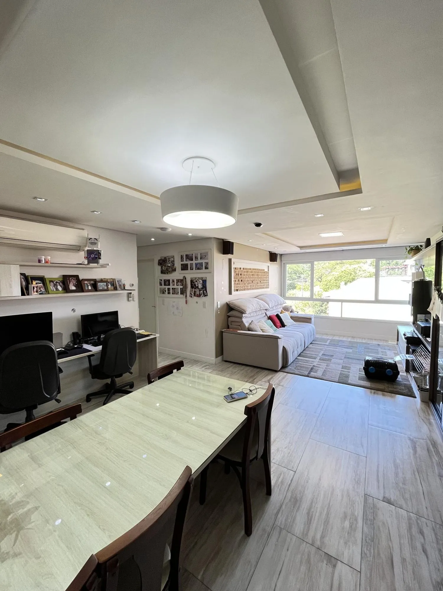 Imagem Apartamento de 3 quartos, 2 suítes e 2 vagas de garagem no Menino Deus em POA/RS