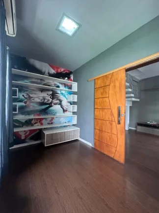 Imagem Casa duplex com quadra esportiva e piscina , disponível para locação, no conjunto 31 de março, no bairro Japiim , semi-mobiliada