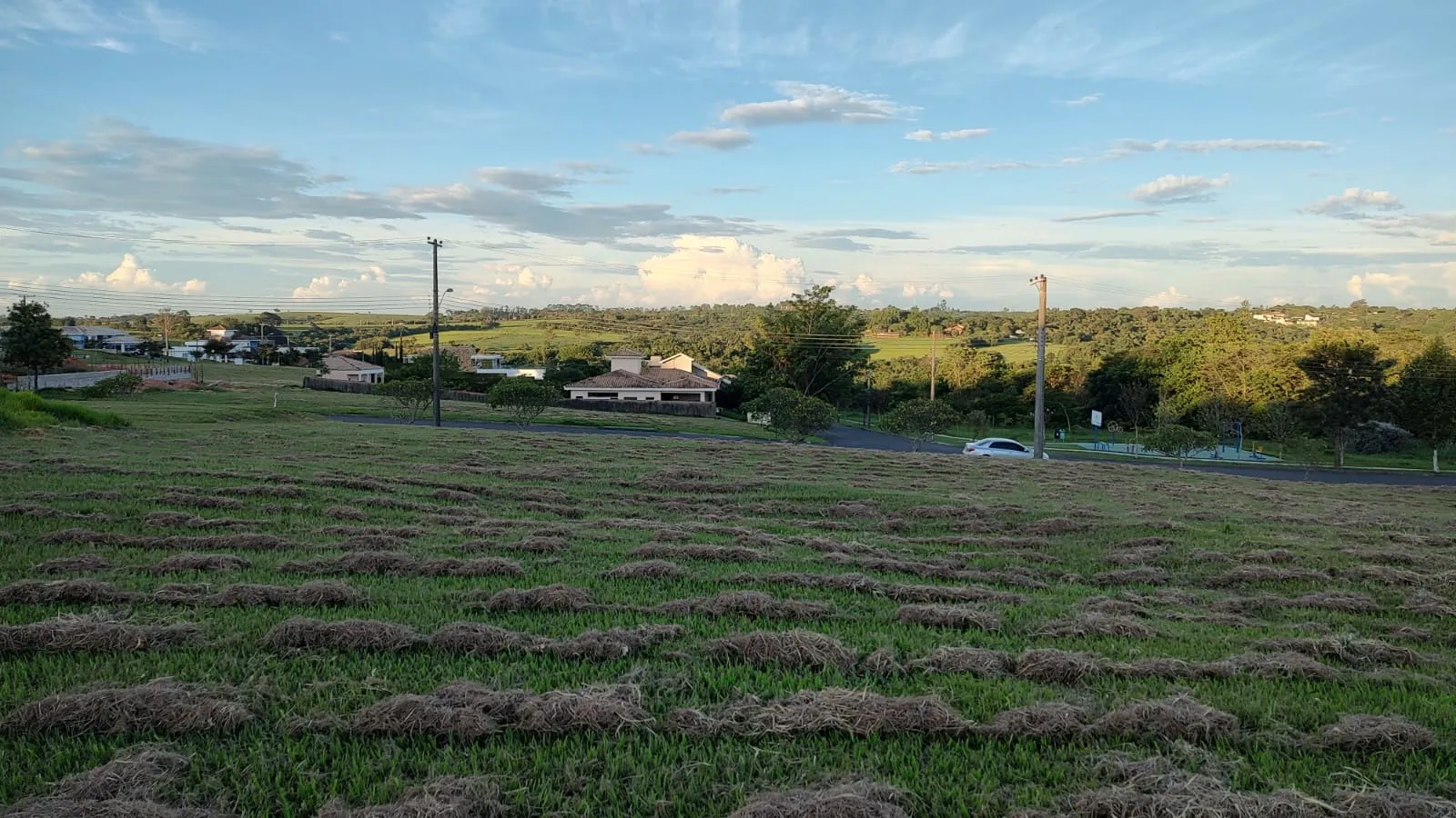 Imagem Terreno de 1000,00 m2 de área disponível para venda!