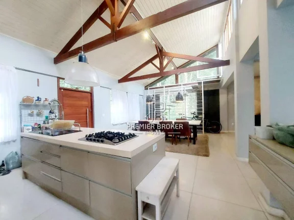 Foto do imóvel Casa à venda, 400 m² por R$ 945.000,00 - Prata - Teresópolis/RJ