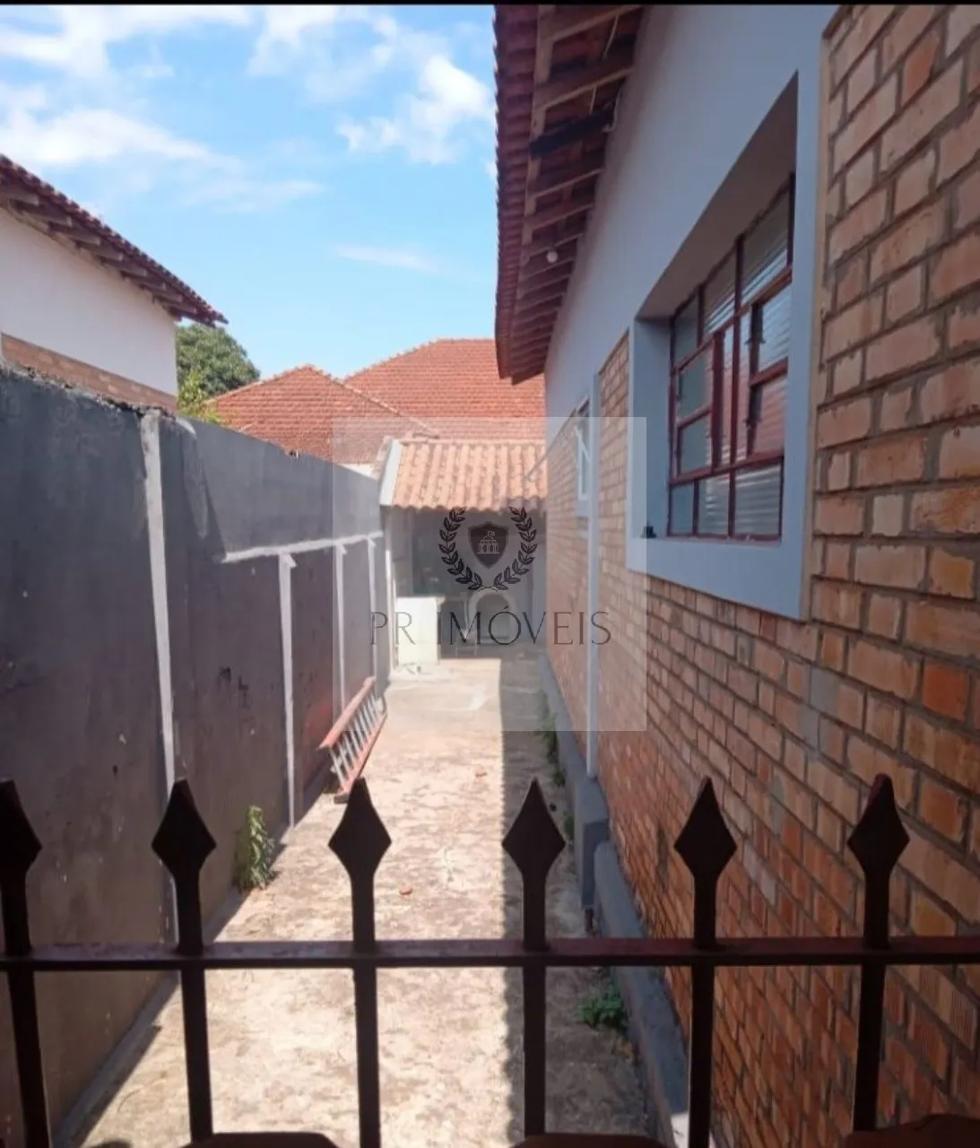 Foto do imóvel Imperdível oportunidade: Casa à venda na Vila Xavier, Araraquara-SP, 2 quartos, 1 sala, 1 banheiro, 2 vagas, 135m²