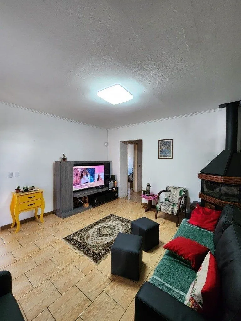 Imagem Casa de 3 dormitórios no bairro Vila Nova