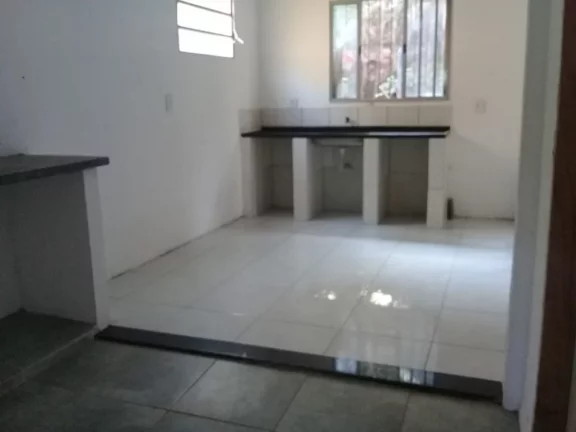 Imagem CASA 2 QUARTOS 1 BANHEIRO DE OPORTUNIDADE EM GUARAPARI ES