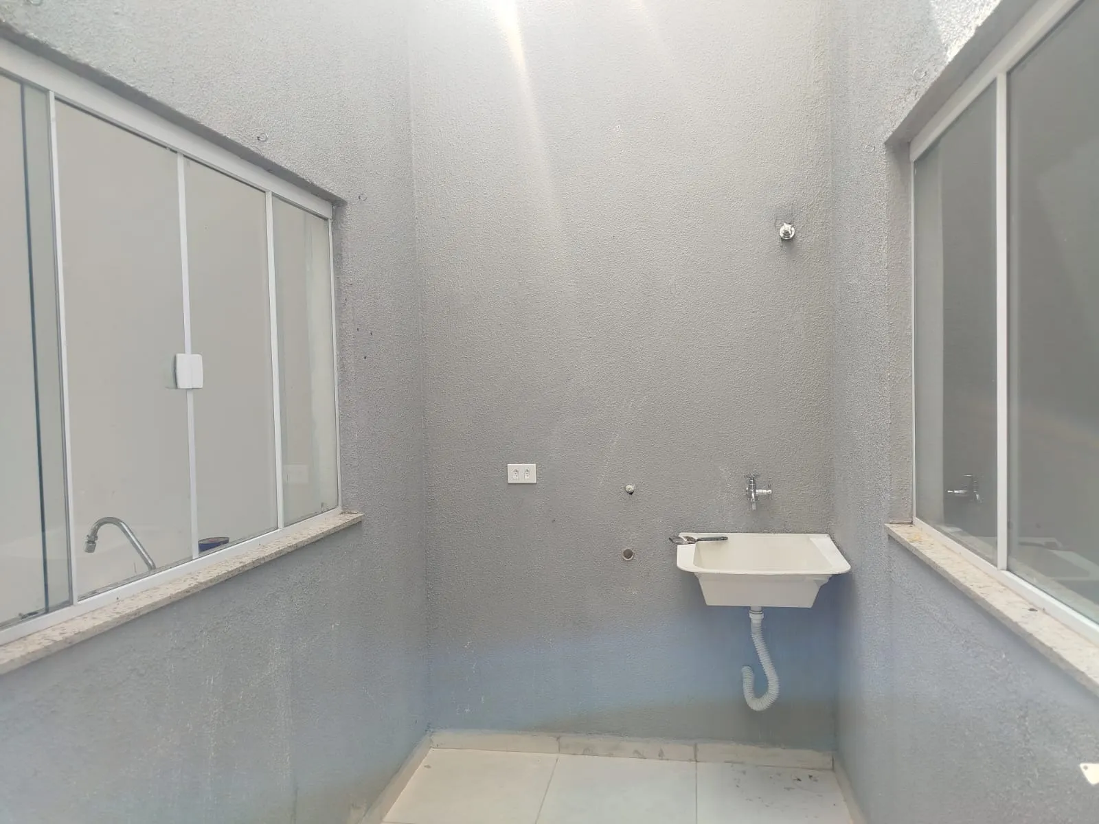 Imagem Casa 45m², 2 Dormitórios Wanel Ville- Sorocaba/SP