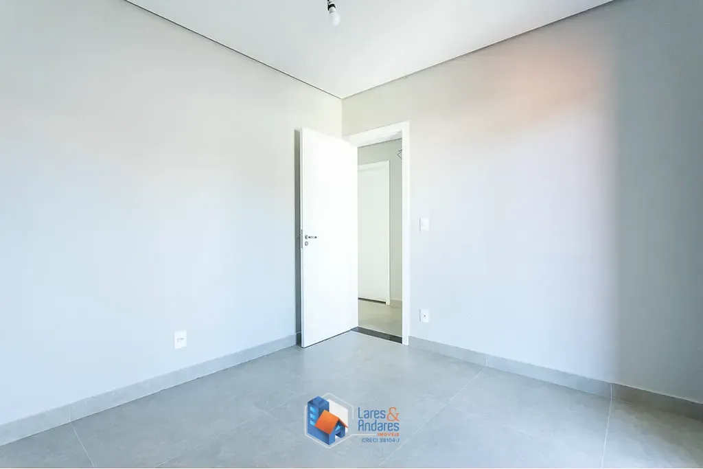 Imagem Casa à venda 3 Quartos 1 Suite 4 Vagas 210M² Vila Albertina São Paulo - SP