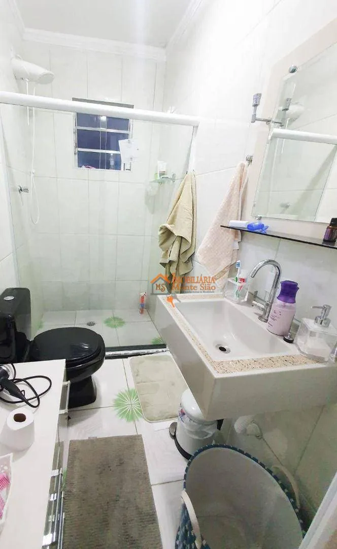 Imagem Sobrado com 3 dormitórios à venda, 360 m² por R$ 550.000,00 - Água Chata - Guarulhos/SP