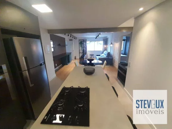 Imagem Apartamento totalmente reformado com 2 suítes e cozinha americana- Está locado , Venda com renda