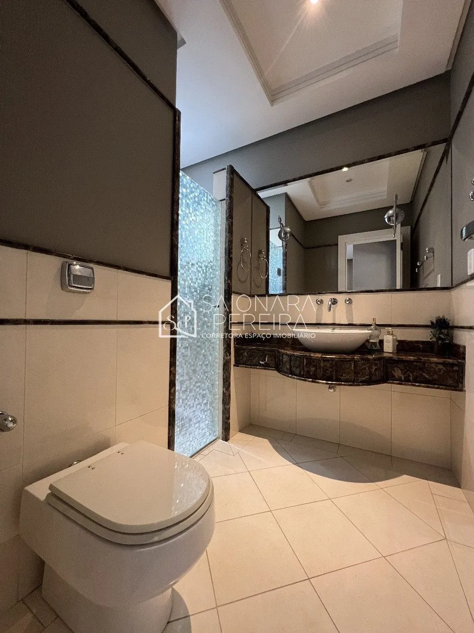 Imagem Casa Espetacular na Beira-Mar - Ponta de Baixo, São José/SC
