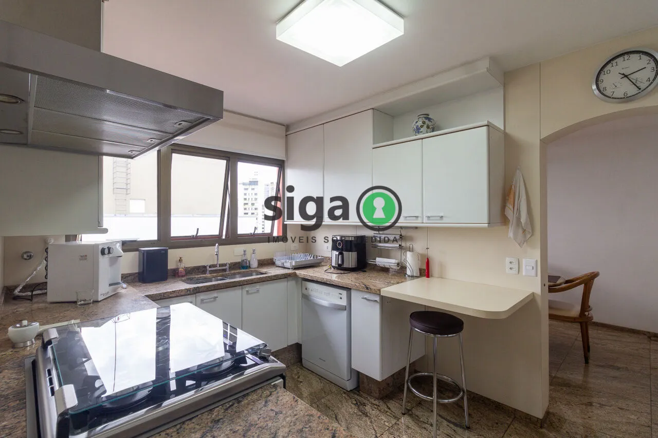 Imagem Apartamento de 272m² com 5 Quartos à Venda em Campo Belo!