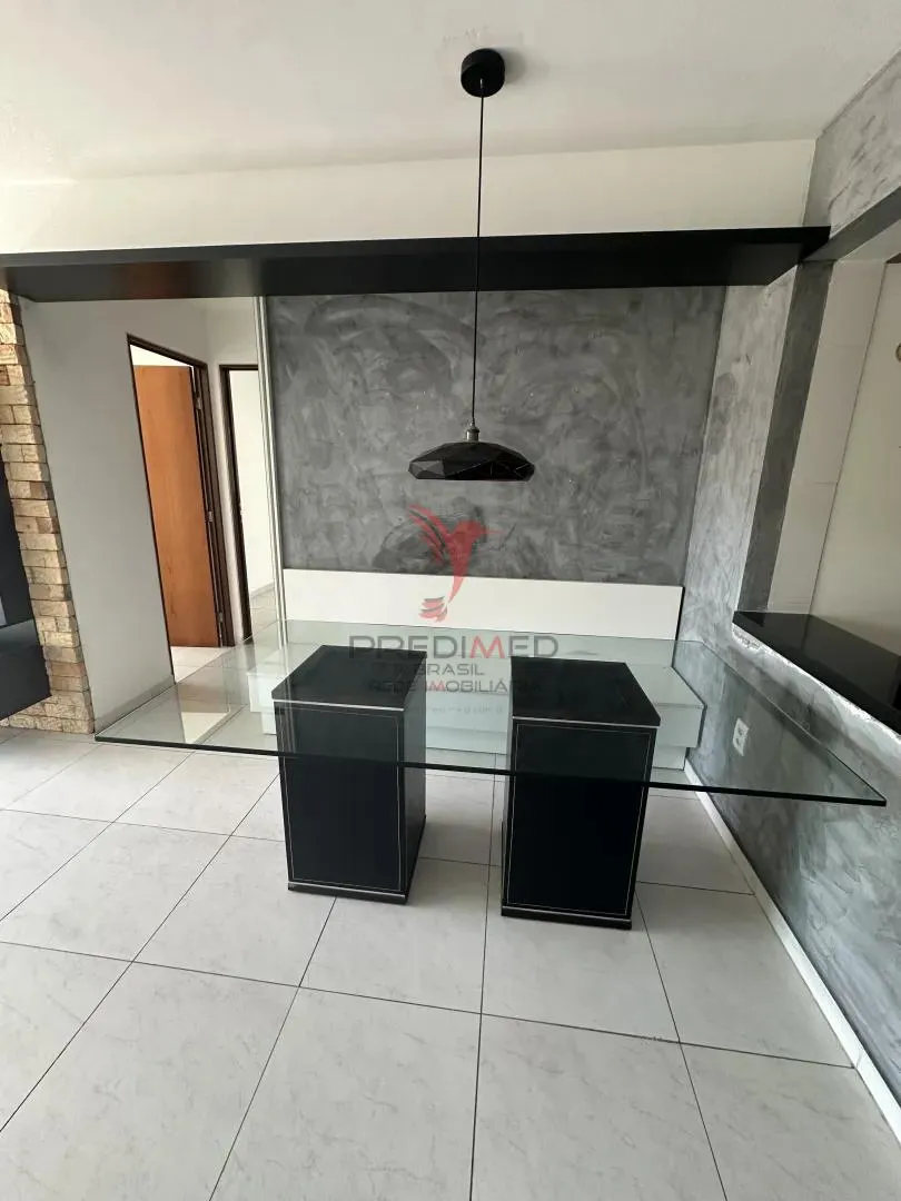 Imagem OPORTUNIDADE . Apartamento com varanda ,em Manaira, para moradia ou investimento