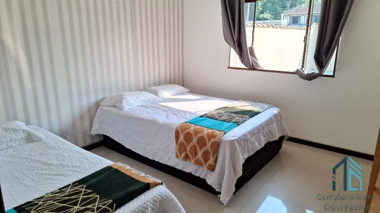 Imagem Casa a venda são 02 casas no mesmo terreno, em Santa Felicidade em Curitiba PR