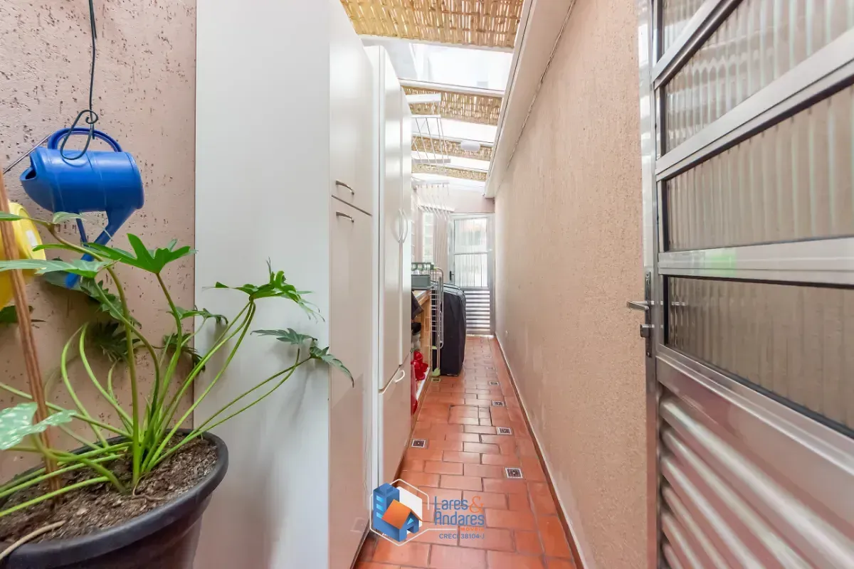 Imagem Sobrado para venda em Vila Sônia com 3 quartos, sendo 1 suíte, 218m²