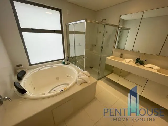 Imagem Apartamento com Terraço para Venda em Balneário Camboriú, CENTRO, 3 dormitórios, 3 suítes, 4 banheiros, 4 vagas