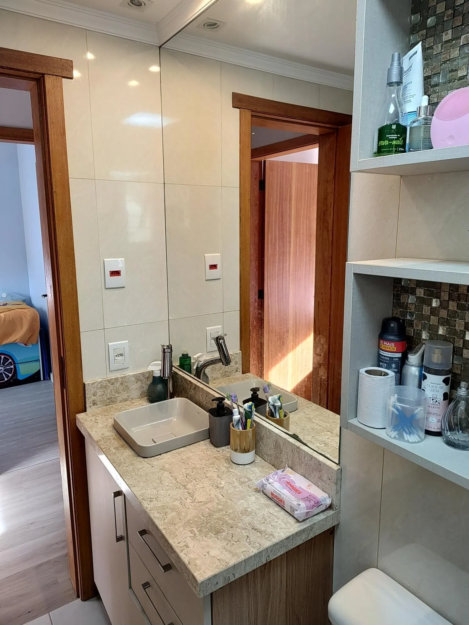Imagem Apartamento 2 dormitórios com sacada próximo à PUCRS