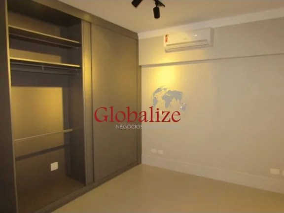 Imagem Apartamento à Venda com 110m², 2 quartos, 1 vaga demarcada e dependência por R$1.100.000,00 no Boqueirão em Santos