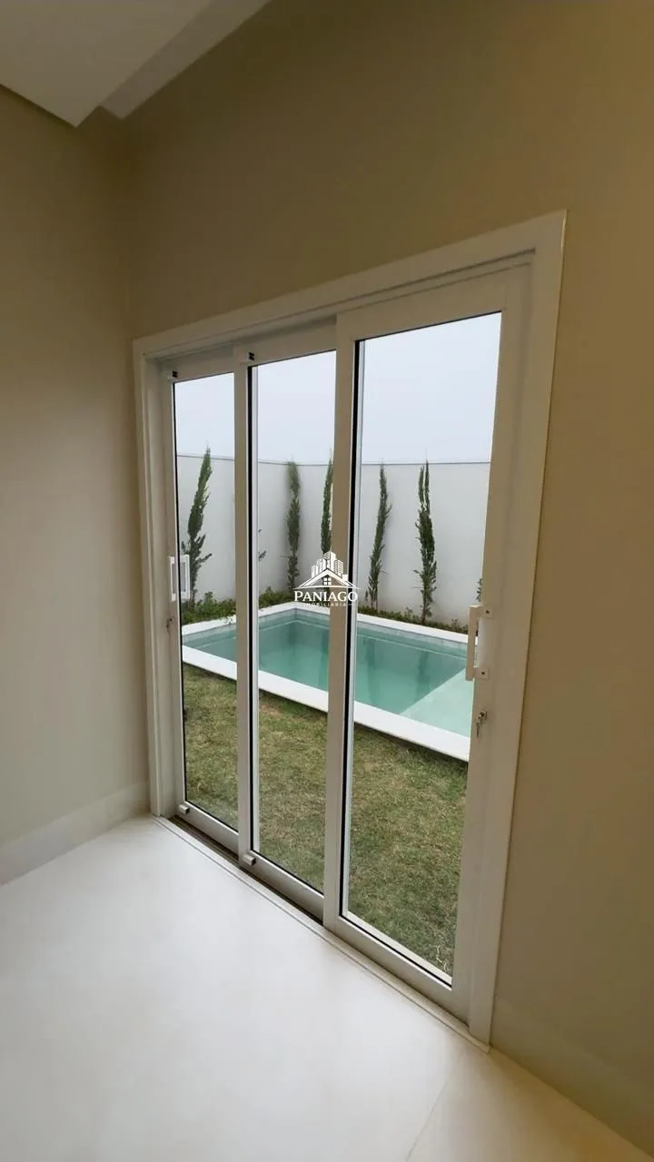 Imagem Casa Térrea Neoclássica de Alto Padrão à venda no Florais Chapada