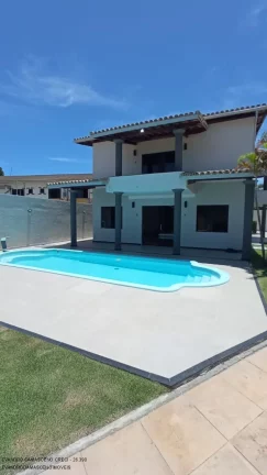 Imagem Casa de Luxo à Venda em Buraquinho, Lauro de Freitas-BA: 4 Quartos, 3 Suítes, 3 Salas, 2 Banheiros, 13 Vagas, 350m²!