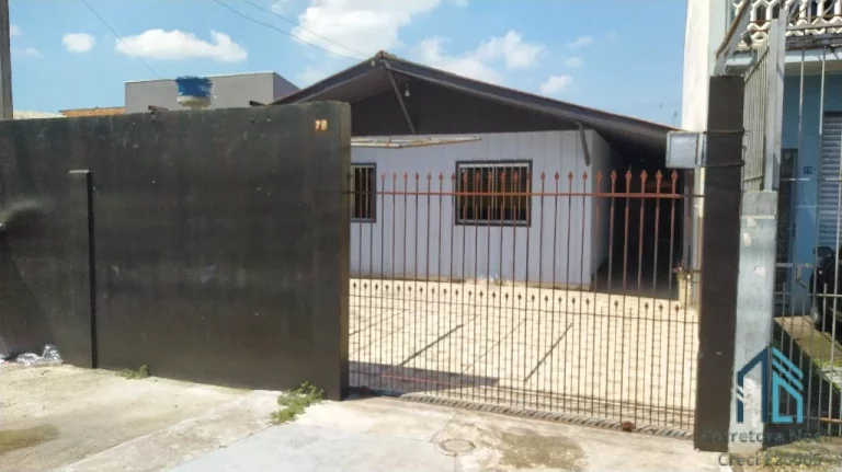Foto do imóvel Casa/Terreno a venda no Uberaba em Curitiba PR.