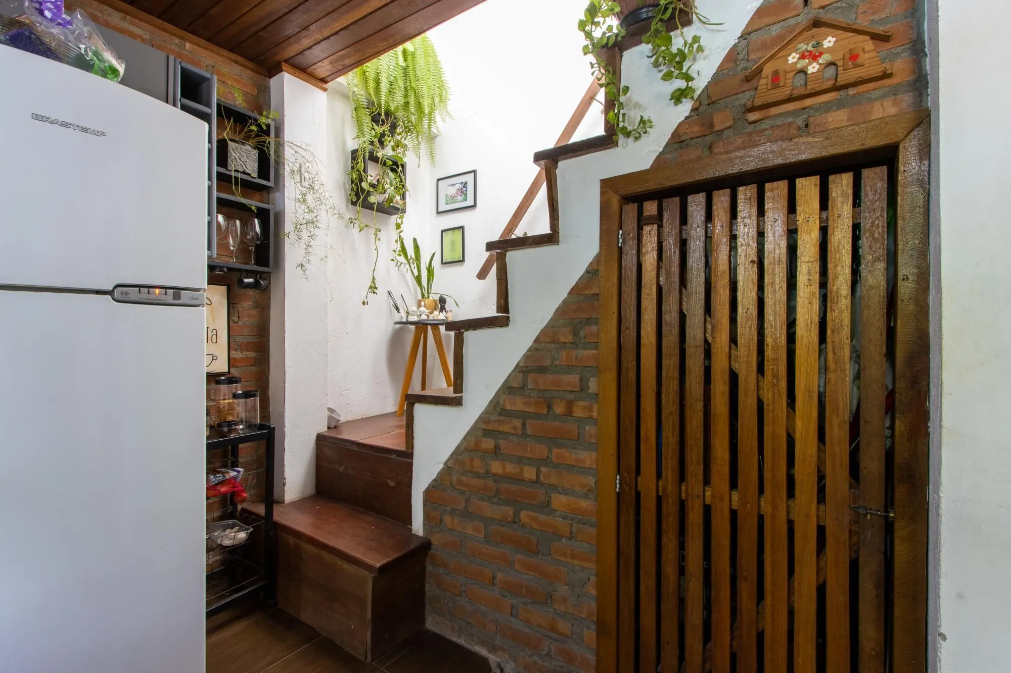 Imagem Casa/Sobrado 4 dormitórios com piscina