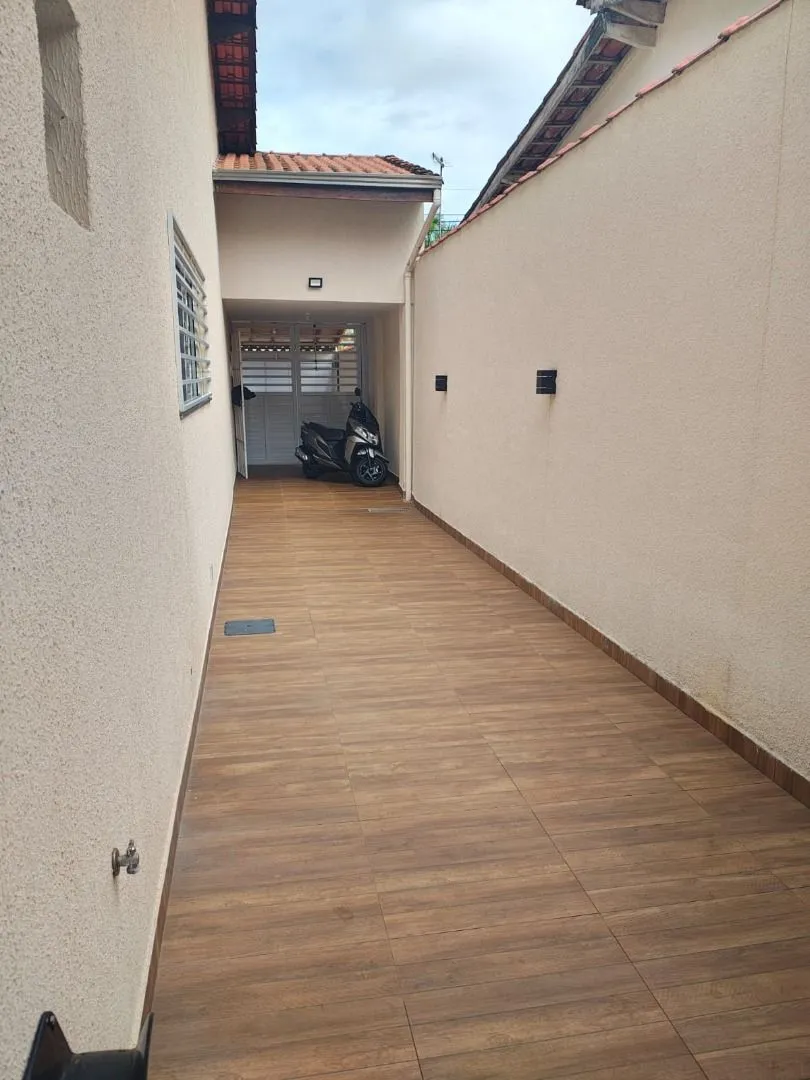 Imagem LINDA CASA, 4 DORMS C/2 SUÍTES, 4 VAGAS, PISCINA