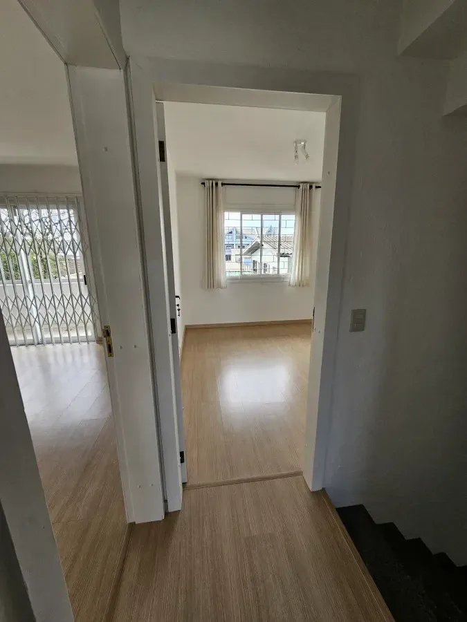 Imagem Sobrado com 3 Quartos à Venda, 151 m² em Boa Vista - Curitiba