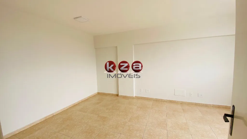 Imagem Sala Comercial de Alto Padrão no Centro de Valinhos-SP: 1 sala, 2 banheiros, 2 vagas, 105m². Venha conferir!