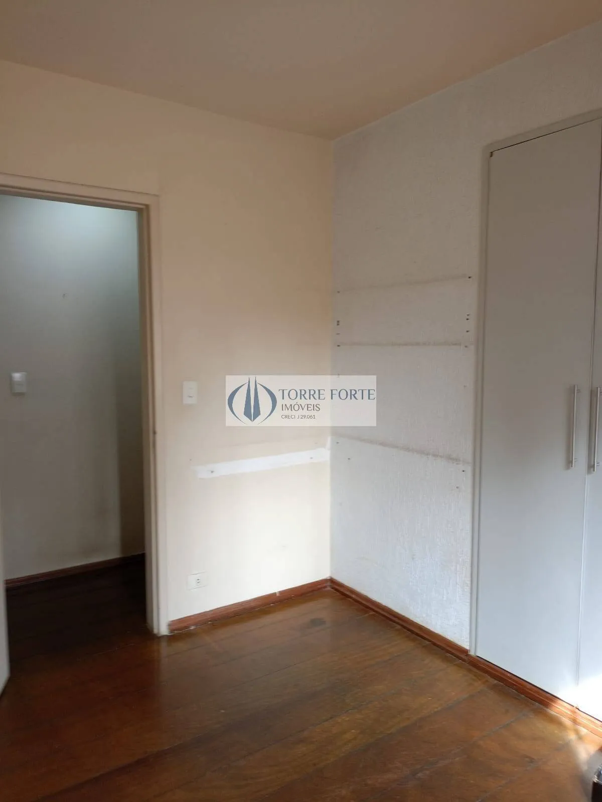 Imagem Excelente sobrado, 340 m² 7 dormitórios sendo 3 suítes 4 vagas, em Santana