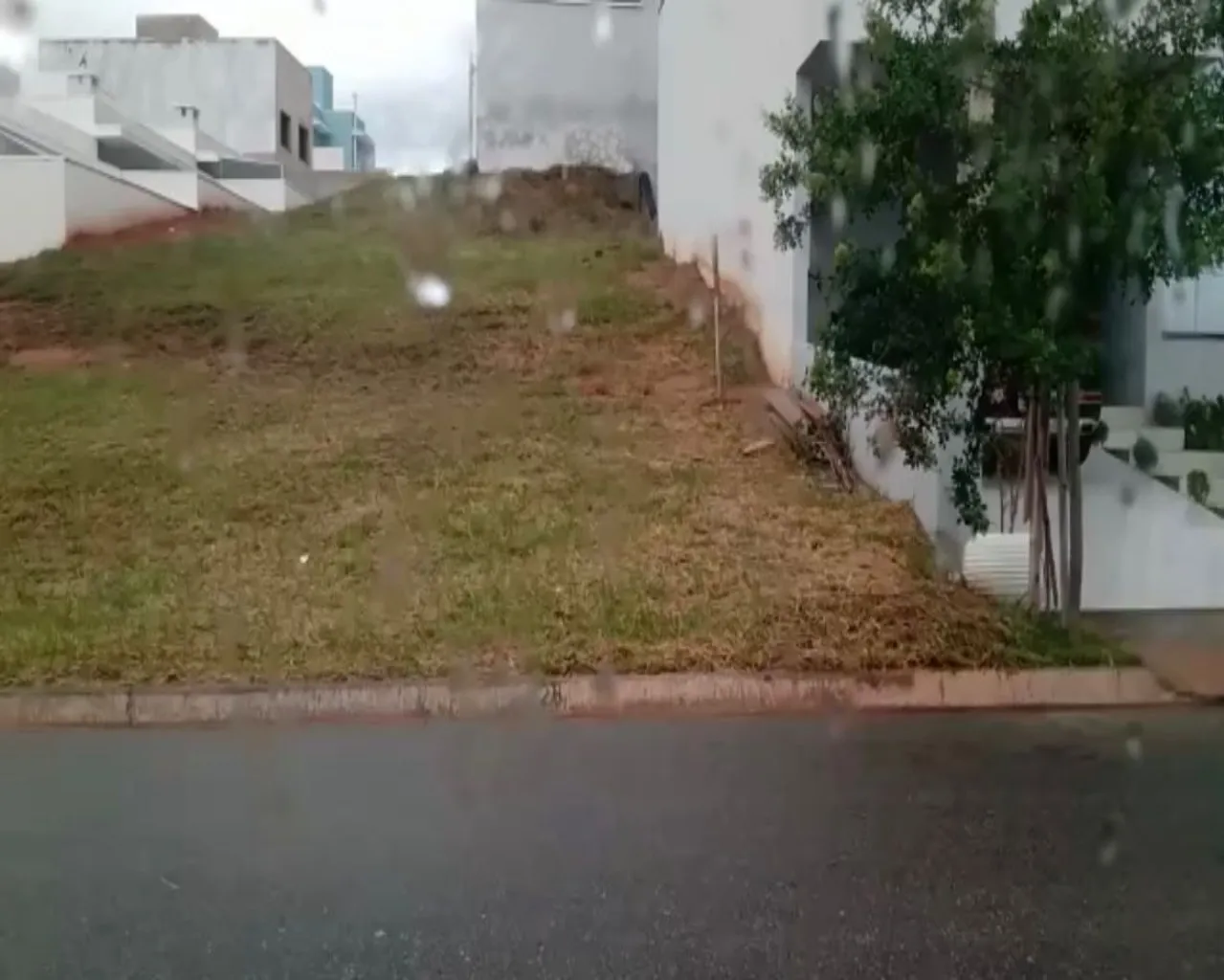 Imagem Terreno a venda no condomínio Residencial Horto Florestal Villagio , zona norte de Sorocaba/SP