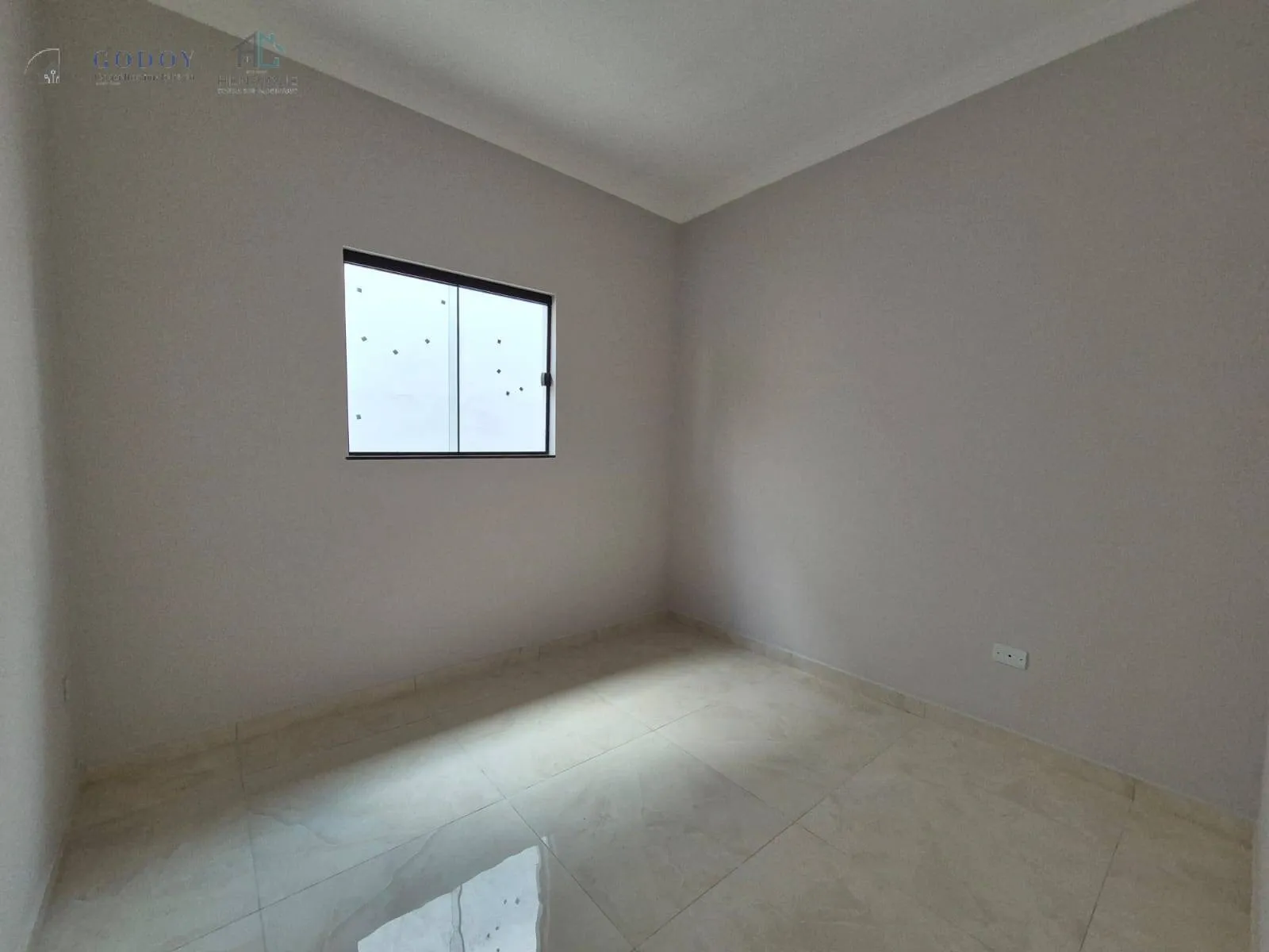 Imagem Conforto e Estilo: Casa Térrea com Piscina no Flamboyant
