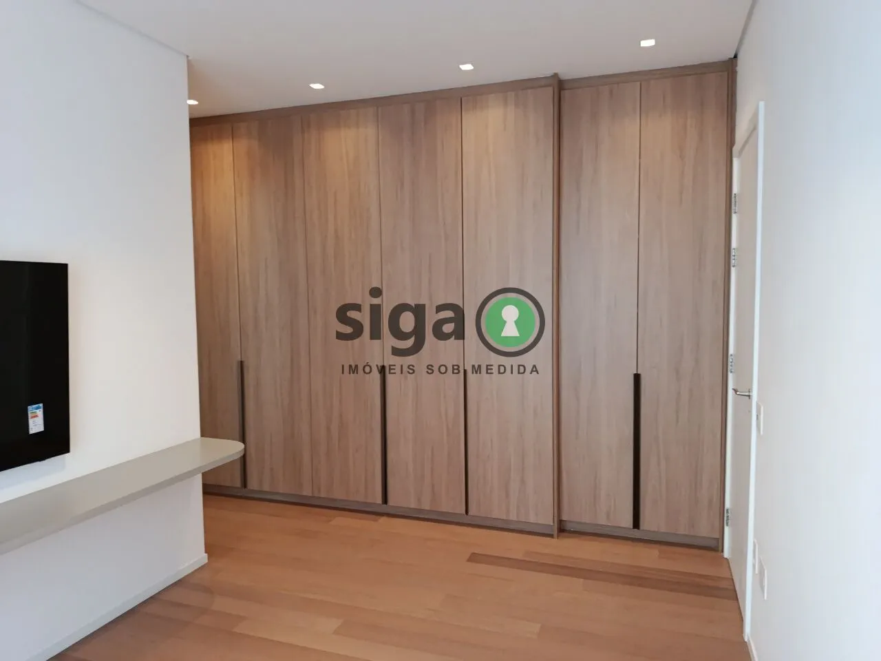 Imagem Apartamento de Alto Padrão à Venda no Itaim Bibi, Rua Macurapé, 43, 3 Suítes, 2 Vagas