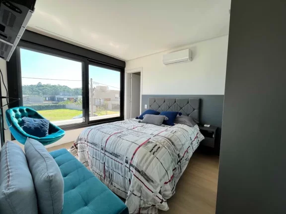 Imagem Casa em Condomínio para venda no bairro Vila Nova em Porto Alegre