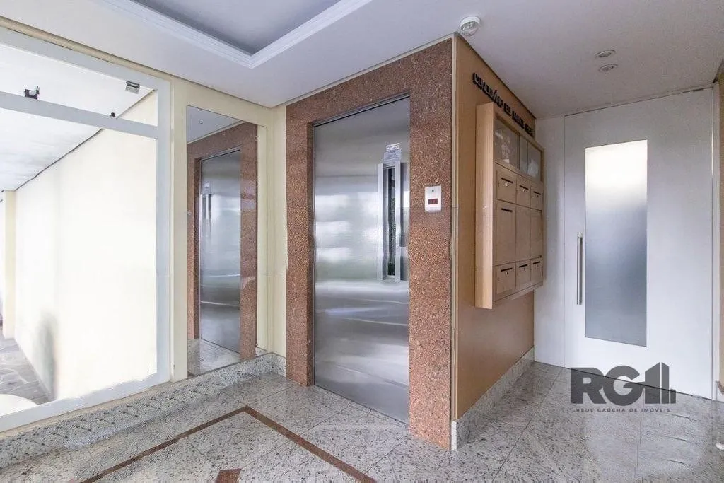 Imagem Apartamento 3 dormitórios 1 suíte e 2 vagas com 90m² no bairro Petrópolis Poa