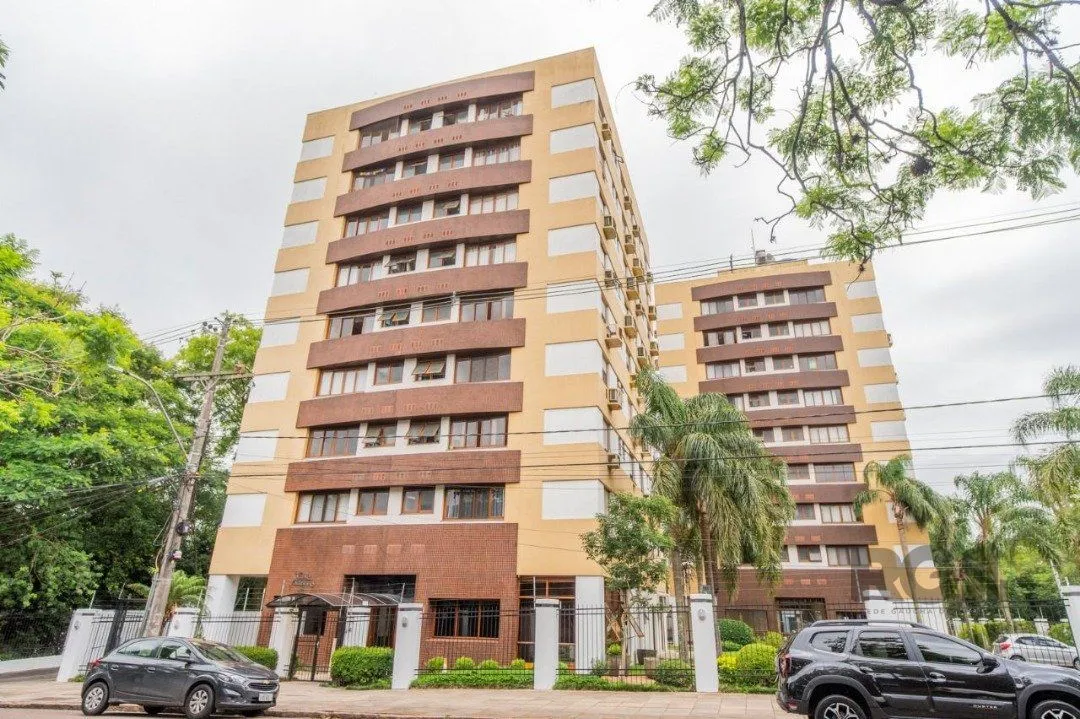 Imagem Ótimo apartamento, reformado , dois dormitórios e uma suíte, vaga escriturada.