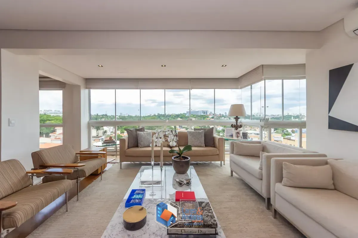 Imagem Cobertura para venda em Jardim Guedala com 3 quartos, sendo 2 suítes, 236m²