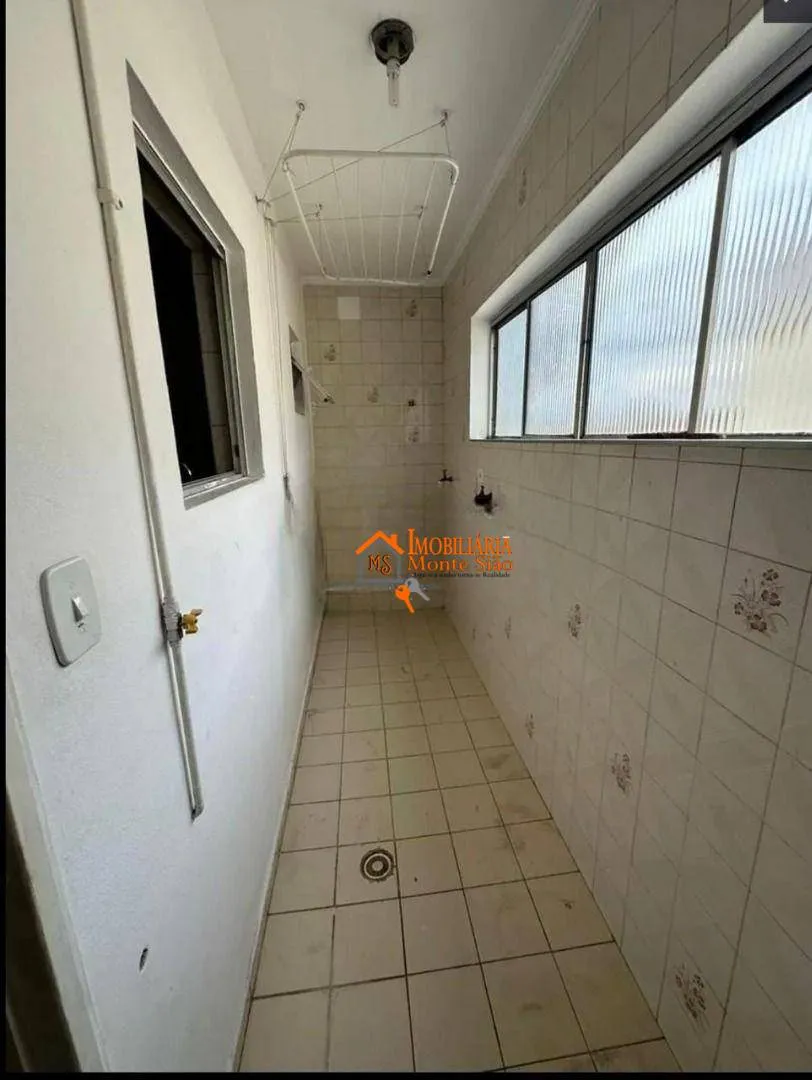 Imagem Apartamento com 1 dormitório à venda, 47 m² por R$ 220.000,00 - Jardim Santa Mena - Guarulhos/SP