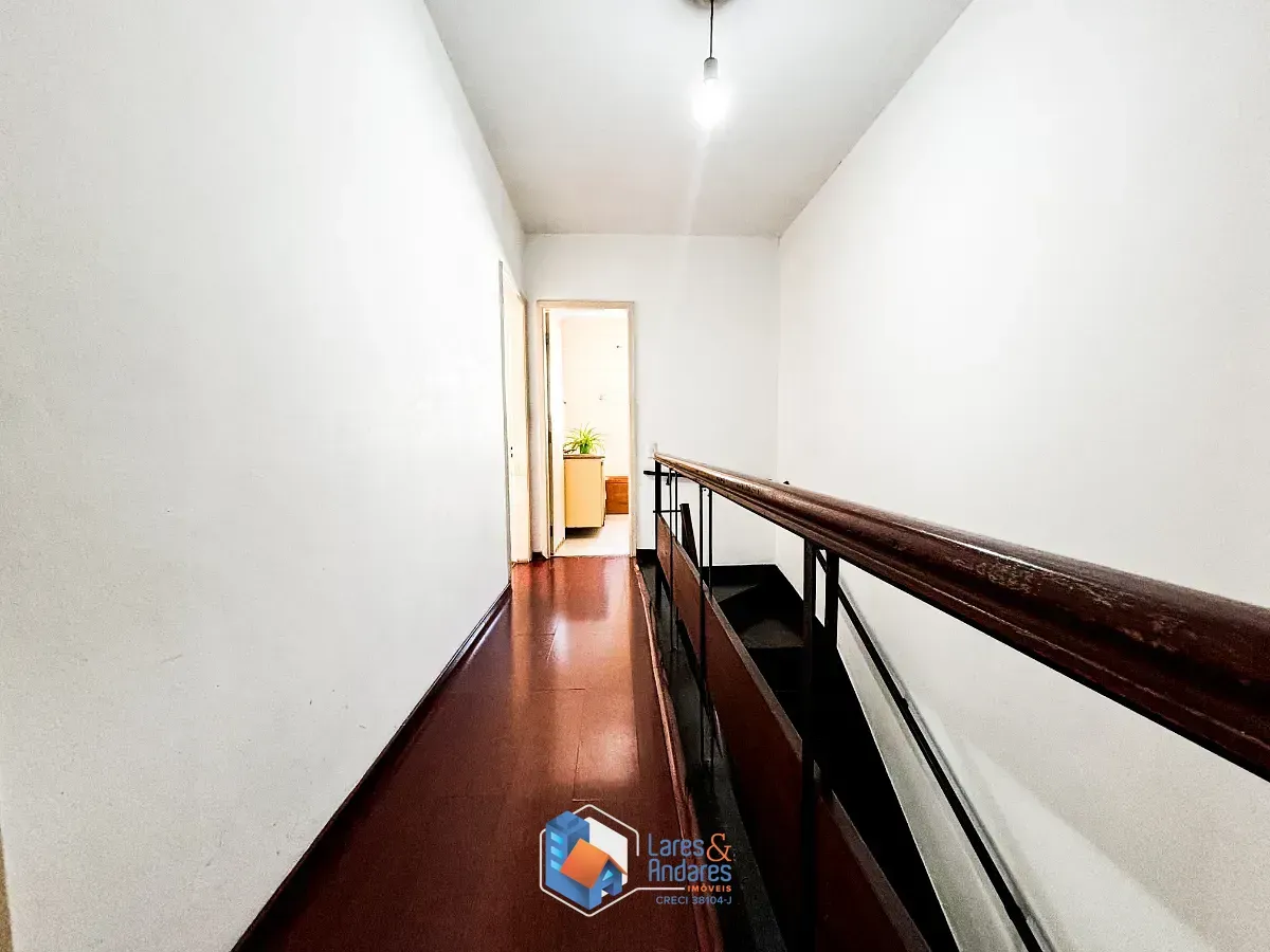Imagem Sobrado para venda em Jardim Hípico com 3 quartos, sendo 1 suíte, 143m²