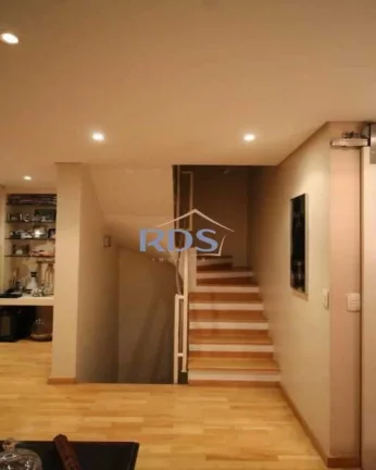 Foto do imóvel Vende casa em condomínio fechado na Vila Andrade em Rua José da Mota