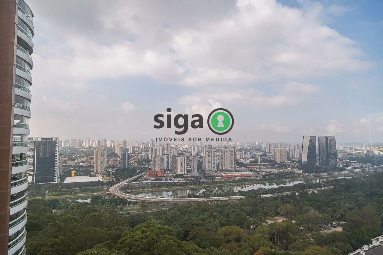Imagem Apartamento para disponível para venda ou aluguel no Panamby, de 367m, 4 quartos e 6 vagas.