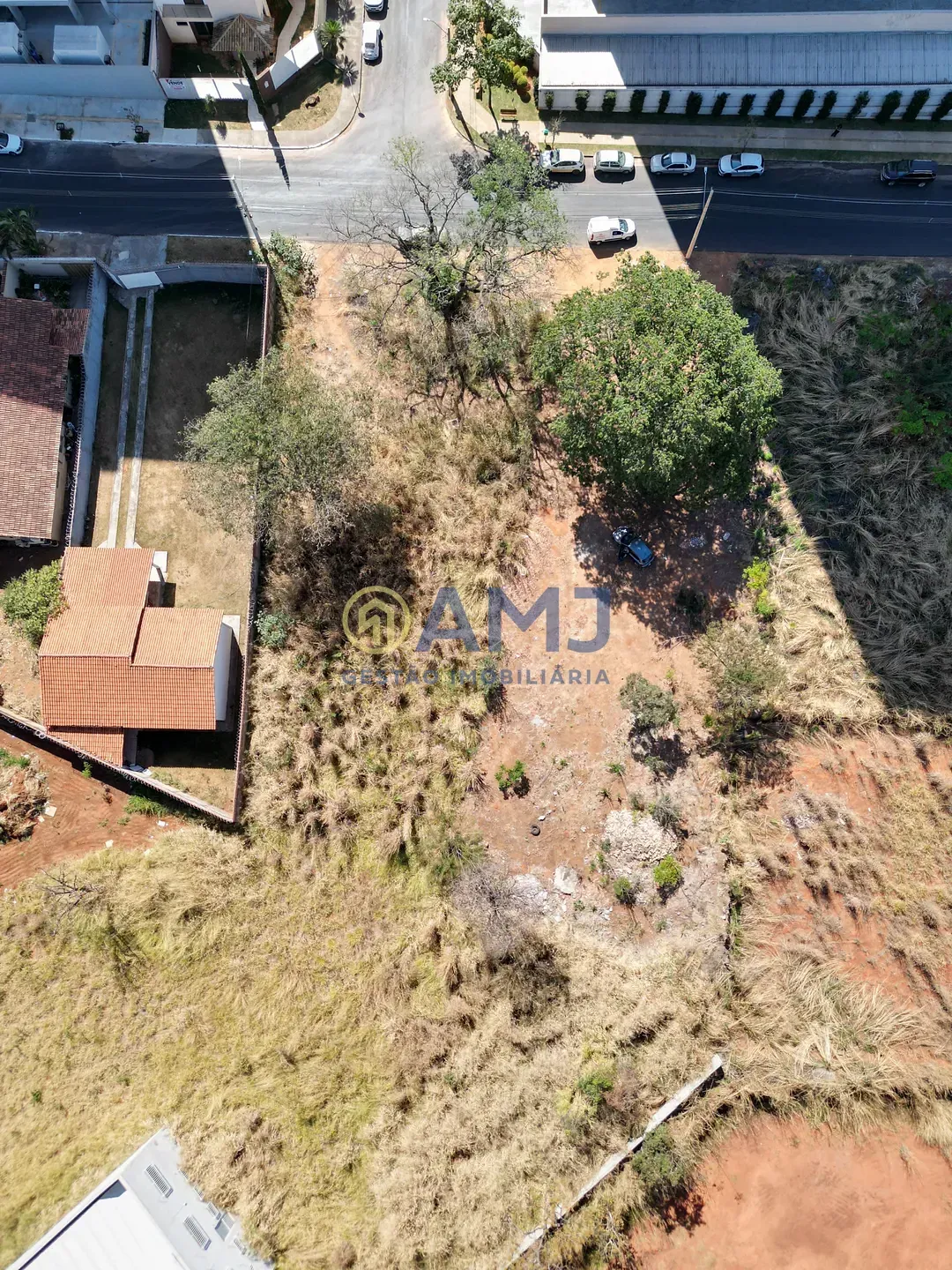Imagem TERRENO À VENDA | 801,80 m² | VILA ROSA - GOIÂNIA