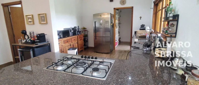 Imagem Oportunidade este imóvel estuda permuta. Casa com lago e 5 suítes no condomínio Mangueiras - Itu/SP