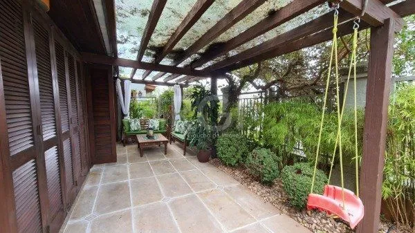 Imagem Casa Condominio para Venda - 420m², 4 dormitórios, sendo 4 suites, 2 vagas - Três Figueiras