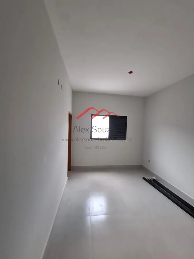 Imagem Casa para Venda em Hortolândia, Parque Bellaville, 2 dormitórios, 1 suíte, 1 banheiro, 2 vagas