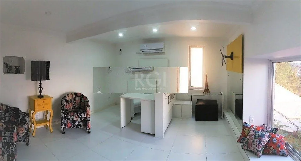 Imagem Casa para Venda - 307m², 3 dormitórios, sendo 3 suites, Ipanema